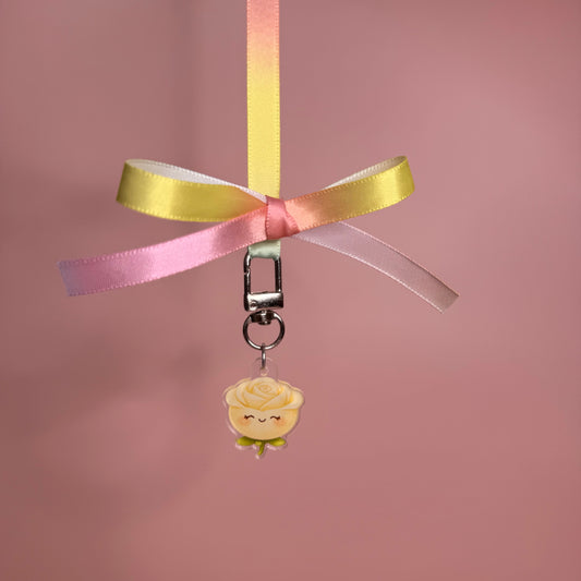 Buttermilk Yellow Rose Mini Fashion Charm™
